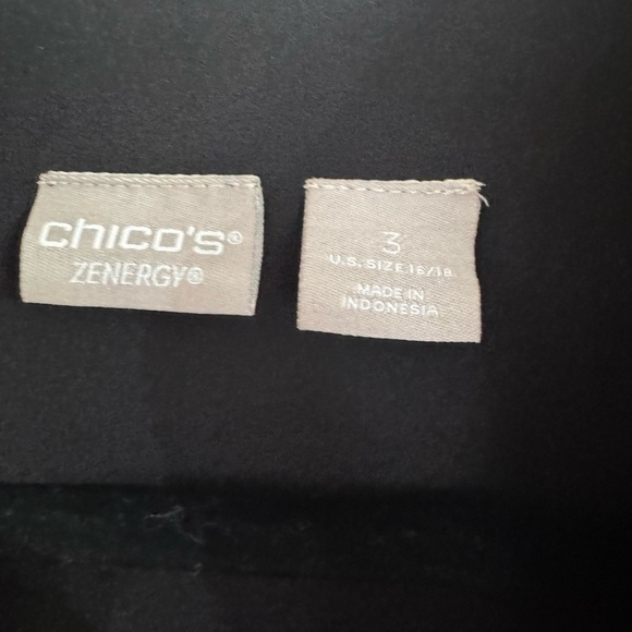 Chicos Zenergy Black Zip-Up JacketZIPPER POCKETS LIGHTWEIGHT 3XL Women's - Picture 3 of 3